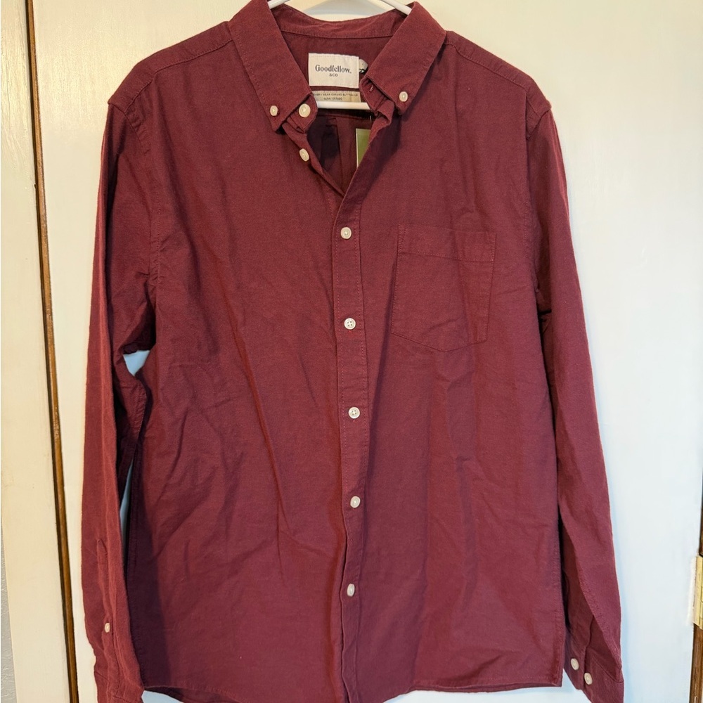 Goodfellow & Co Men's Button-Down Shirt in Burgundy